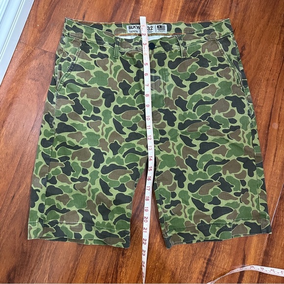 BLKWD Denim Camo Shorts Size 32 Slim Straight - Picture 6 of 6